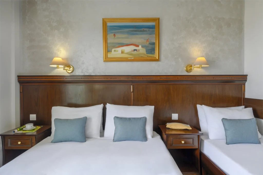 Cote d`Azure Standard Triple Side Sea View